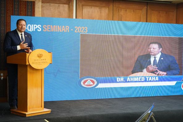 الدكتور أحمد طه